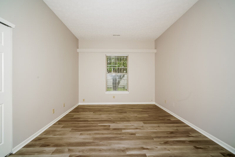 1,935/Mo, 1215 Paul Dr Indianapolis, IN 46229 Misc View 9