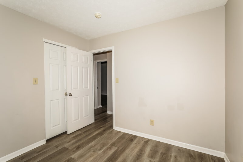 1,875/Mo, 1215 Paul Dr Indianapolis, IN 46229 Bedroom View 2