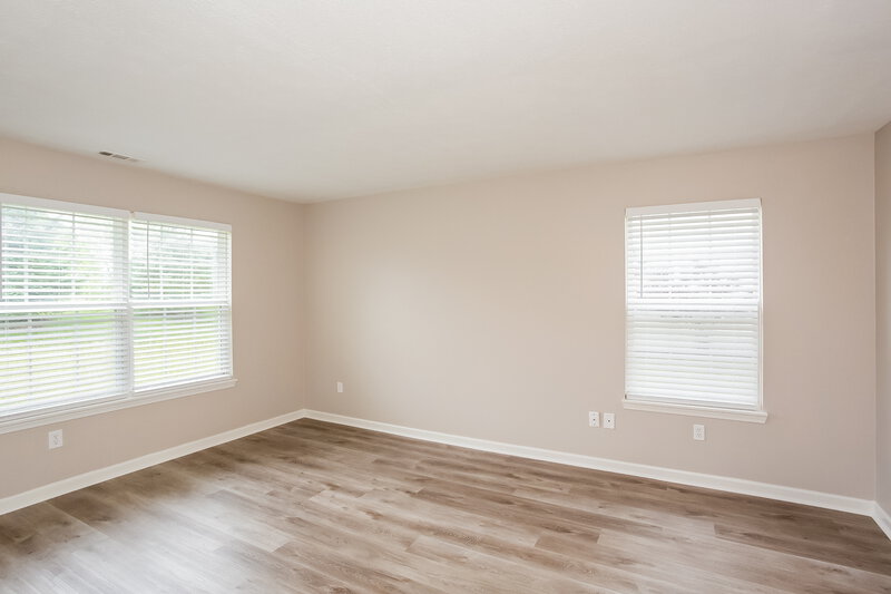 2,350/Mo, 208 Heartwood Hill GREENFIELD, IN 46140 Main Bedroom View 2