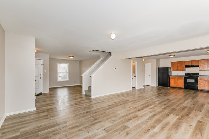 1,645/Mo, 11424 Cuyahoga Dr Indianapolis, IN 46235 Misc View 2