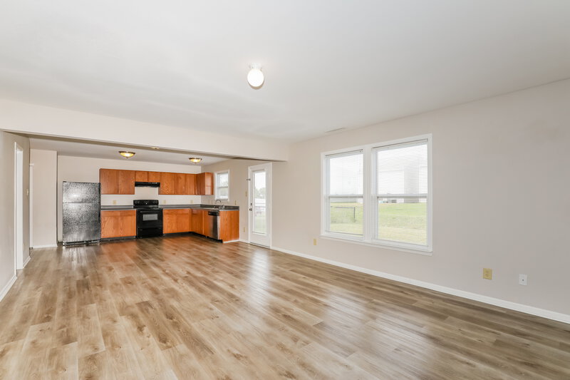 1,645/Mo, 11424 Cuyahoga Dr Indianapolis, IN 46235 Misc View 5