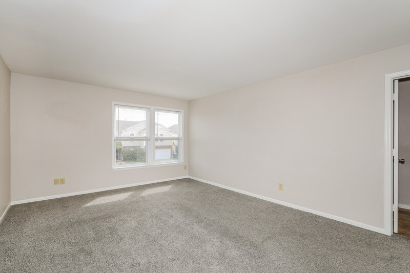 1,645/Mo, 11424 Cuyahoga Dr Indianapolis, IN 46235 Misc View 10