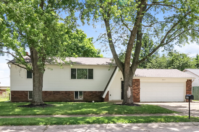 0/Mo, 3417 SUMMERFIELD DR INDIANAPOLIS, IN 46214 External View