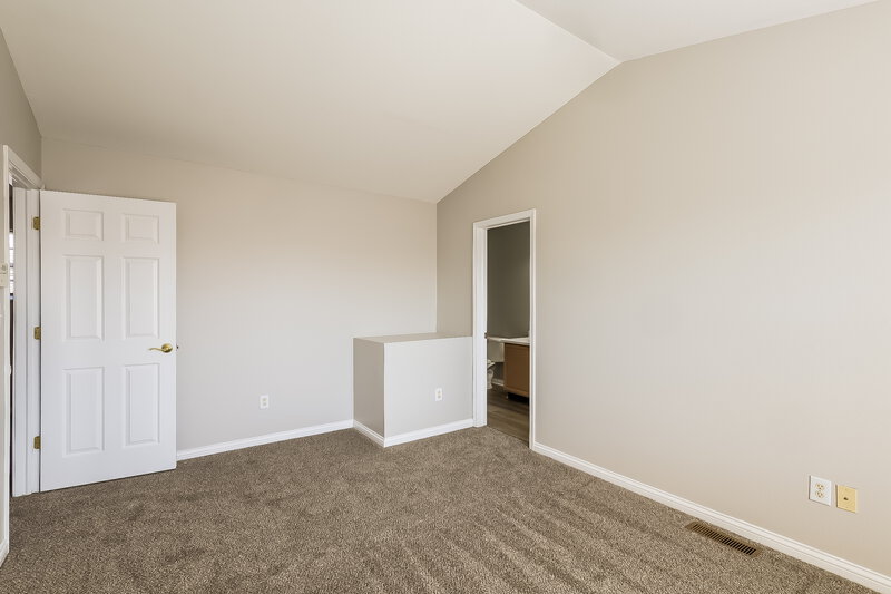 1,765/Mo, 211 Allen Ln New Whiteland, IN 46184 Main Bedroom View 2