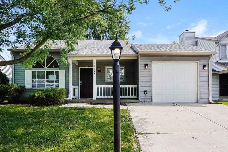 2,460/Mo, 11045 Amburg CT INDIANAPOLIS, IN 46235 External View