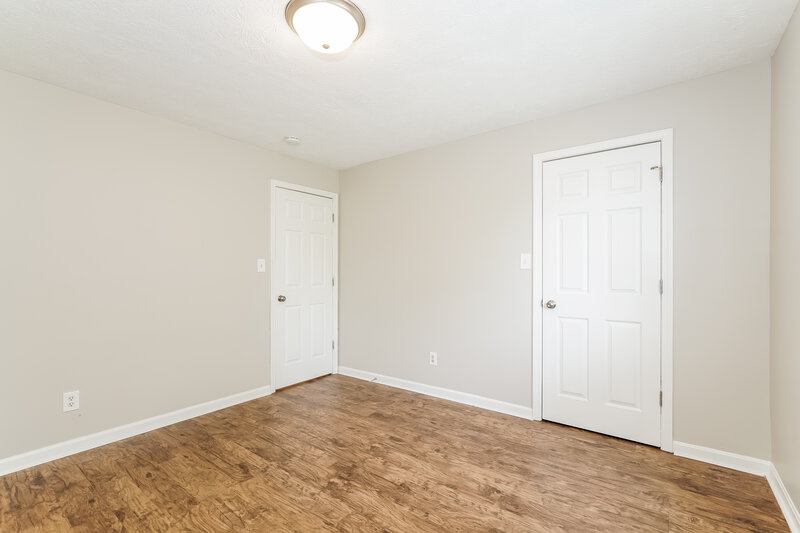 2,460/Mo, 11045 Amburg CT INDIANAPOLIS, IN 46235 Main Bedroom View 2
