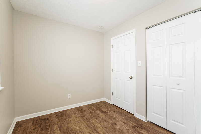 2,460/Mo, 11045 Amburg CT INDIANAPOLIS, IN 46235 Bedroom View 3