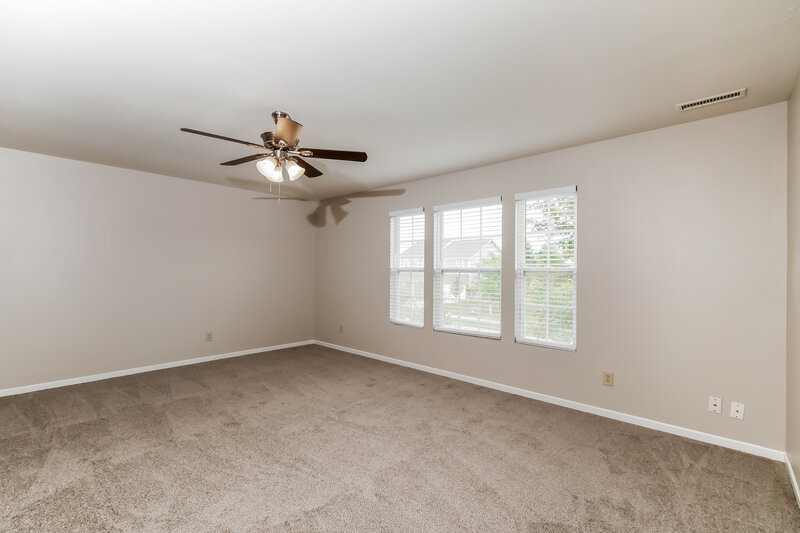 2,055/Mo, 2450 Autumn Rd Indianapolis, IN 46229 Main Bedroom View