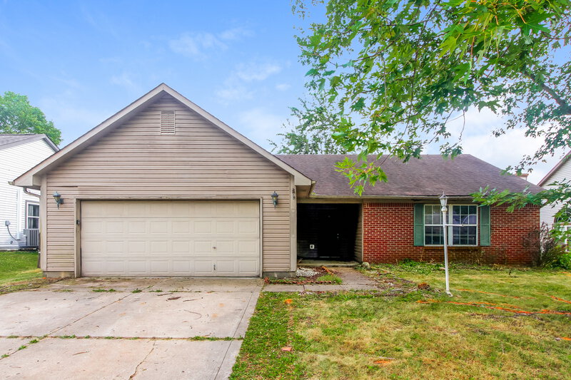 1,740/Mo, 1010 Killian Dr MOORESVILLE, IN 46158 External View