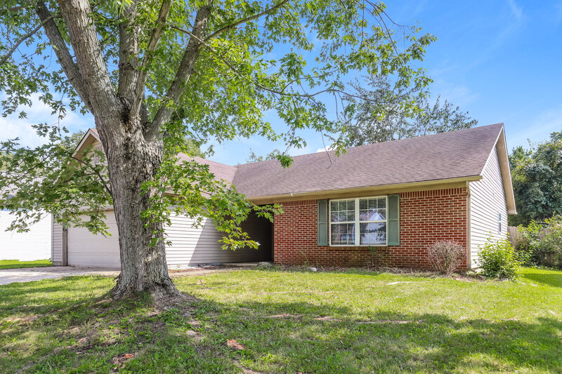 1,785/Mo, 1010 Killian Dr MOORESVILLE, IN 46158 Front View