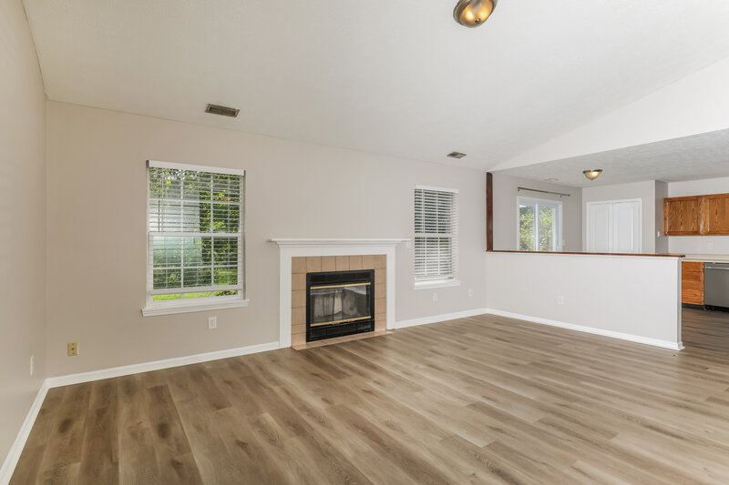 1,785/Mo, 1010 Killian Dr MOORESVILLE, IN 46158 Living Room View