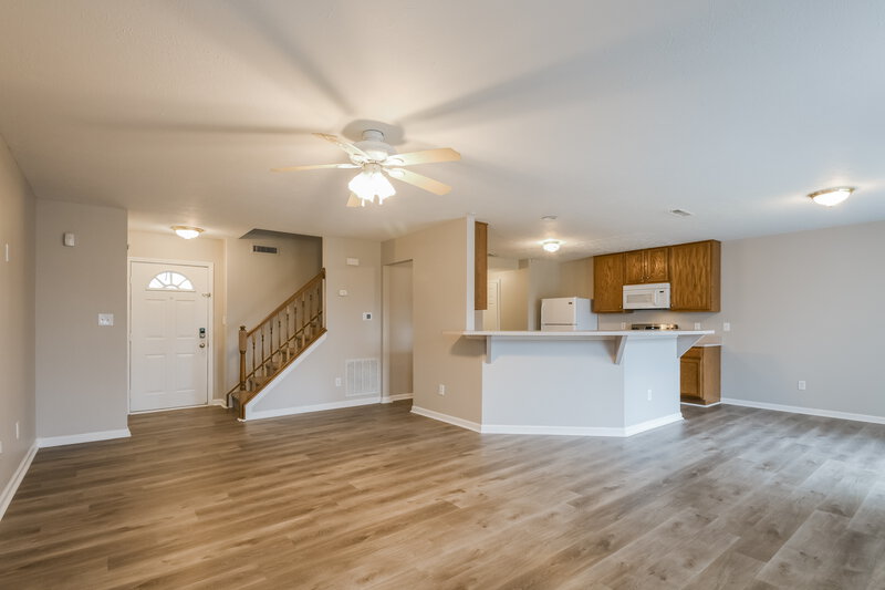 1,955/Mo, 443 Grabill Dr WESTFIELD, IN 46074 Living Room View 2