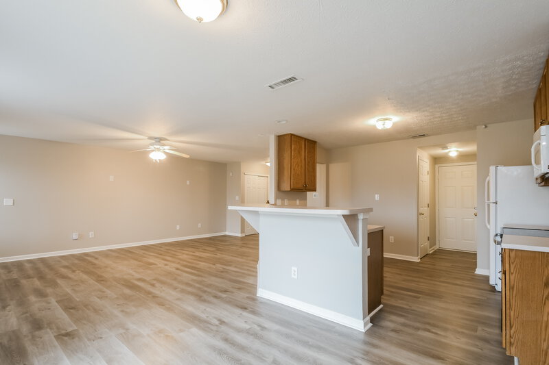 1,955/Mo, 443 Grabill Dr WESTFIELD, IN 46074 Living Room View 3