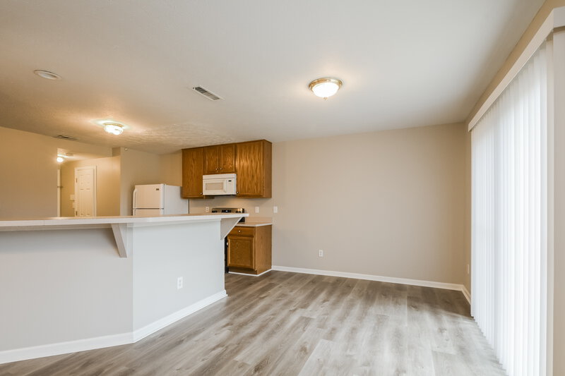 1,955/Mo, 443 Grabill Dr WESTFIELD, IN 46074 Dining Room View