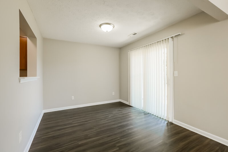 1,820/Mo, 3210 Montgomery Dr Indianapolis, IN 46227 Dining Room View