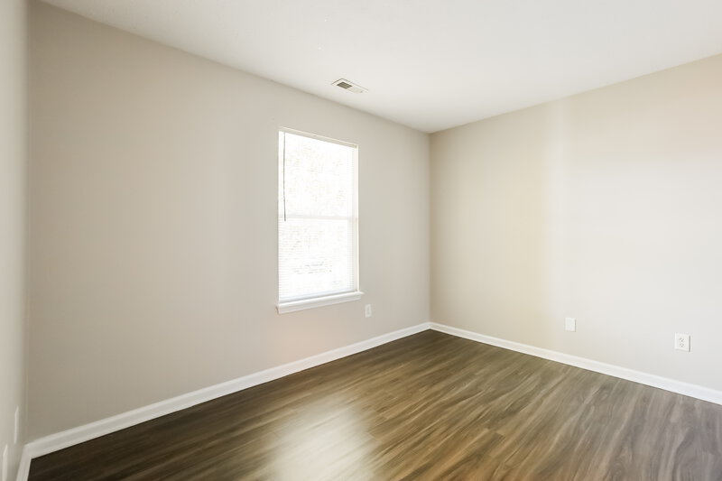 1,820/Mo, 3210 Montgomery Dr Indianapolis, IN 46227 Bedroom View 4