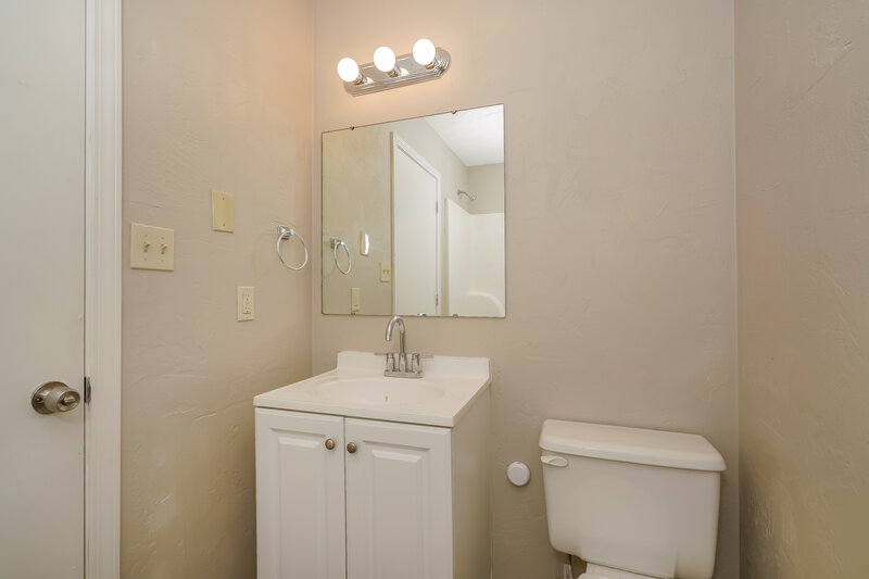 1,660/Mo, 1150 Mopac Ct INDIANAPOLIS, IN 46217 Misc View 8