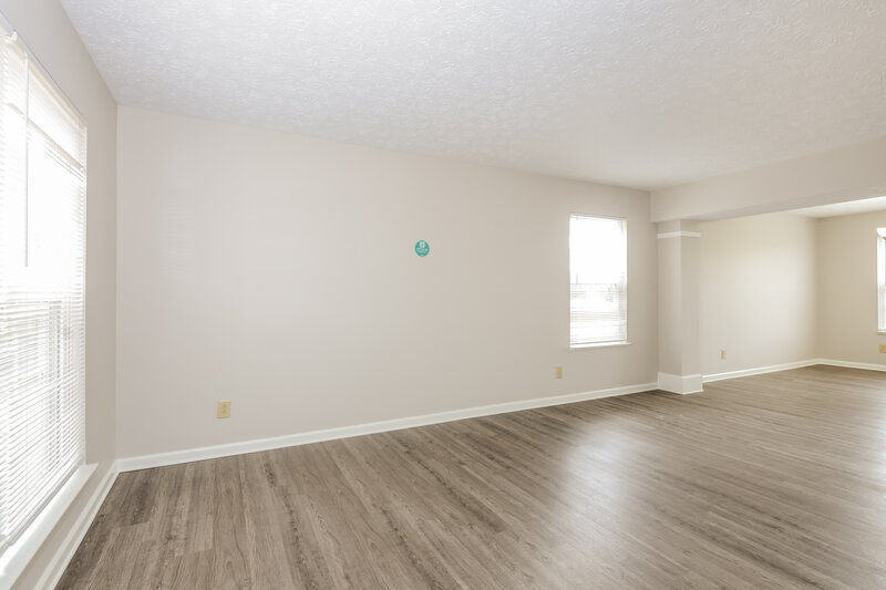 2,010/Mo, 8124 Painted Pony Dr Indianapolis, IN 46217 Living Room View