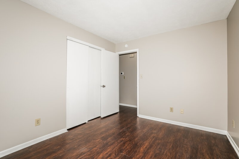 1,775/Mo, 5149 Emmert Dr INDIANAPOLIS, IN 46221 Bedroom View