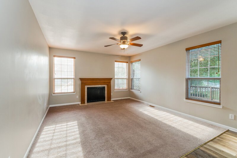 4,000/Mo, 5292 Shiloh Falls CARMEL, IN 46033 Living Room View