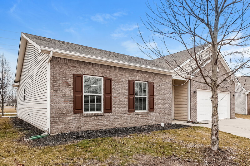 1,765/Mo, 2060 Seven Peaks Dr Cicero, IN 46034 Front View