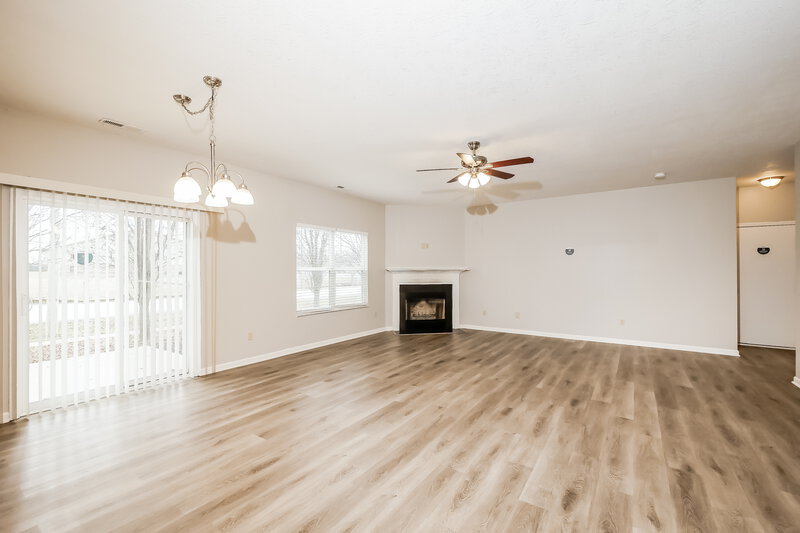 1,765/Mo, 2060 Seven Peaks Dr Cicero, IN 46034 Living Room View