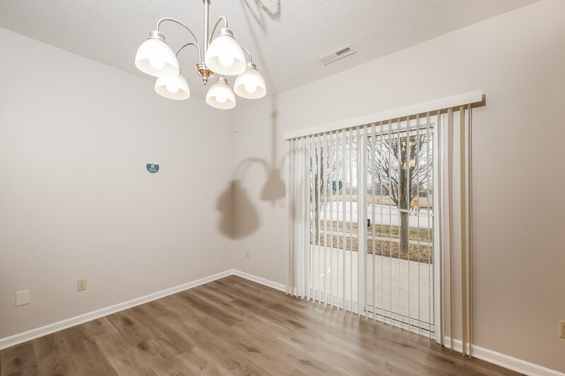 1,765/Mo, 2060 Seven Peaks Dr Cicero, IN 46034 Dining Room View 2