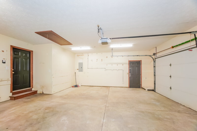 1,845/Mo, 5404 Helena Ave Indianapolis, IN 46237 Finished Basement View