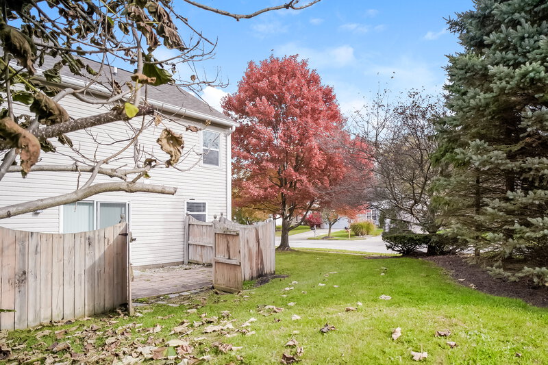 1,785/Mo, 7405 Carnation Lane Indianapolis, IN 46214 Rear View 2