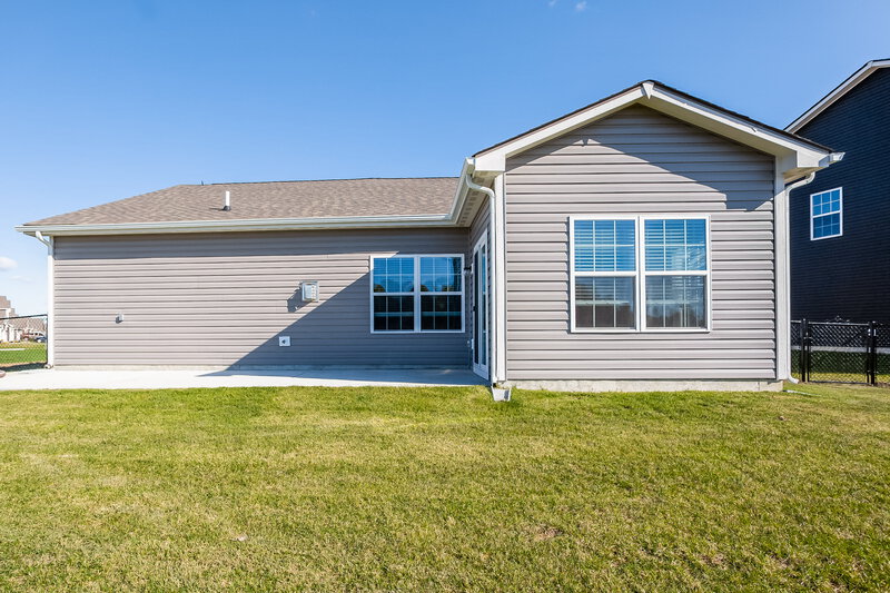 1,605/Mo, 386 Thunderwood Dr Greenfield, IN 46140 Rear View 2