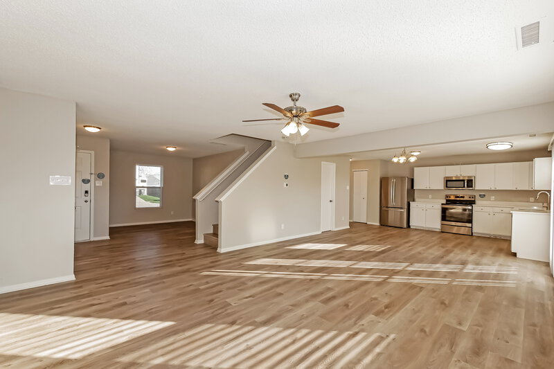 2,910/Mo, 2046 Morning Light Lane Greenwood, IN 46143 Family Room View 2