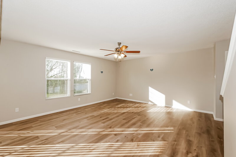 2,910/Mo, 2046 Morning Light Lane Greenwood, IN 46143 Family Room View 3