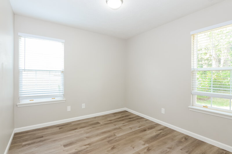 1,900/Mo, 5724 Blackley Ln Indianapolis, IN 46254 Bedroom View