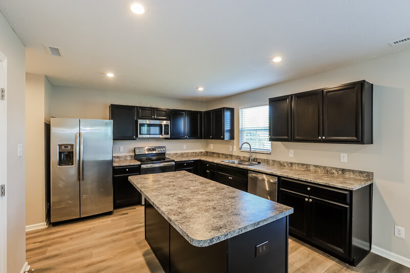 2,070/Mo, 7052 E Mardenis Dr N Camby, IN 46113 Kitchen View
