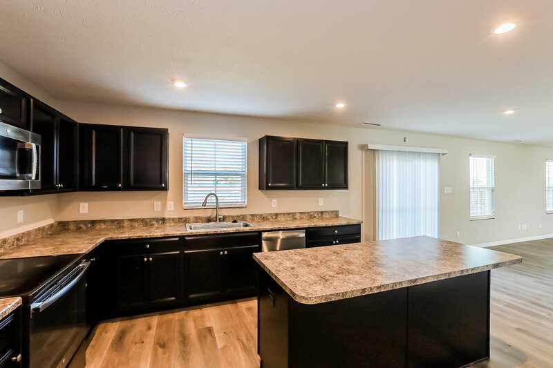 2,070/Mo, 7052 E Mardenis Dr N Camby, IN 46113 Kitchen View 2