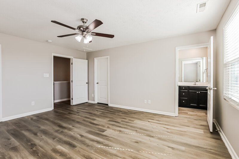 2,070/Mo, 7052 E Mardenis Dr N Camby, IN 46113 Main Bedroom View 2