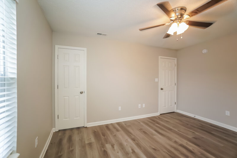 2,210/Mo, 776 West St Whiteland, IN 46184 Main Bedroom View