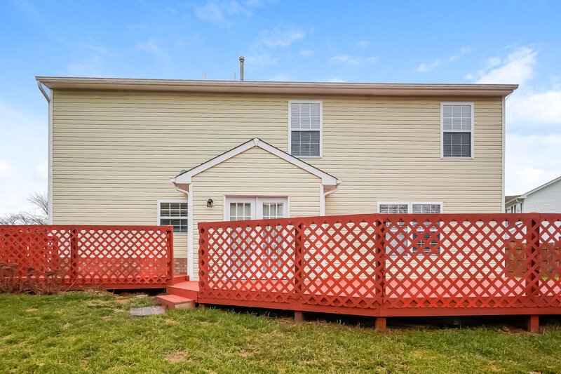 2,210/Mo, 776 West St Whiteland, IN 46184 Rear View