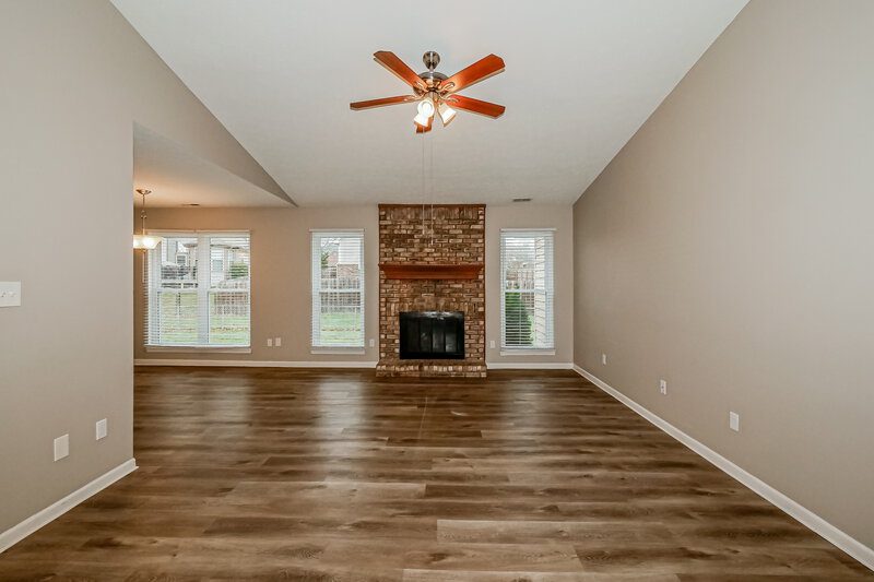 1,840/Mo, 509 Village Blvd Mooresville, IN 46158 Living Room View