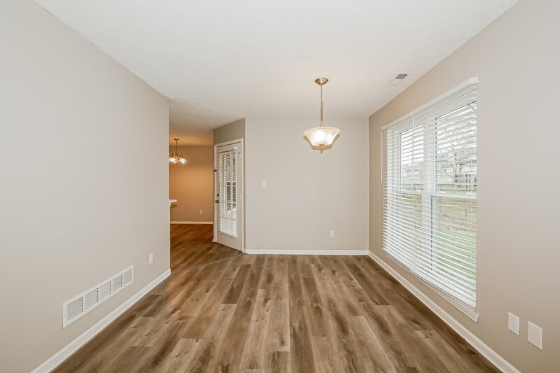 1,840/Mo, 509 Village Blvd Mooresville, IN 46158 Dining Room View