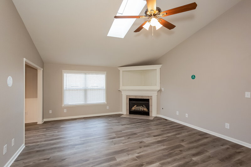 1,905/Mo, 1512 N Hampton Ct Greenfield, IN 46140 Misc View 2