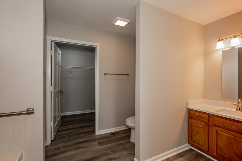 1,905/Mo, 1512 N Hampton Ct Greenfield, IN 46140 Misc View 7