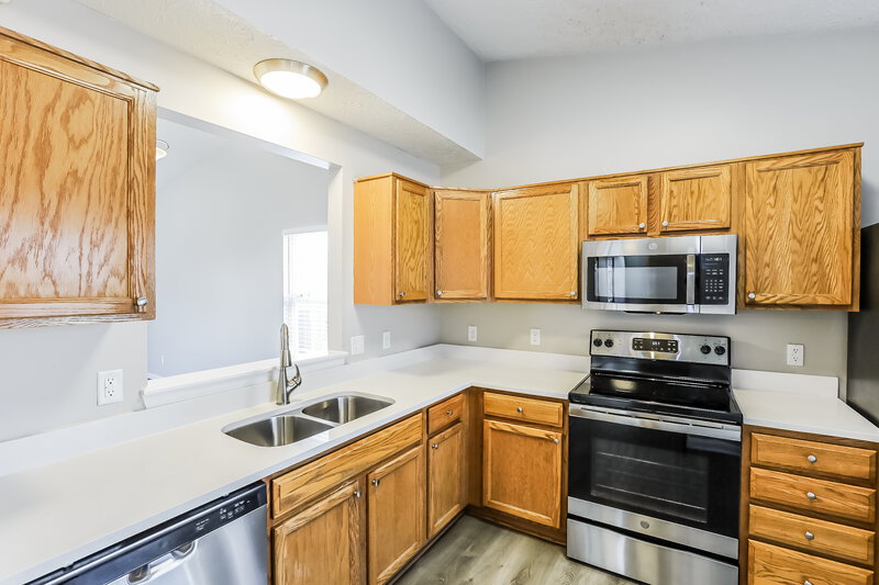 1,760/Mo, 7764 Sergi Canyon Dr Indianapolis, IN 46217 Misc View 5