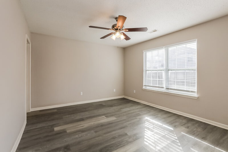 1,815/Mo, 4312 Village Trace Dr Indianapolis, IN 46254 Main Bedroom View