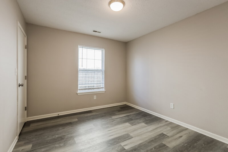 1,815/Mo, 4312 Village Trace Dr Indianapolis, IN 46254 Bedroom View 3