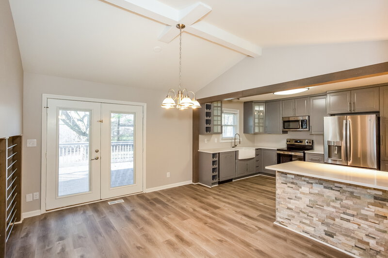 1,865/Mo, 8030 Woodgate Ct Indianapolis, IN 46268 Dining Room View