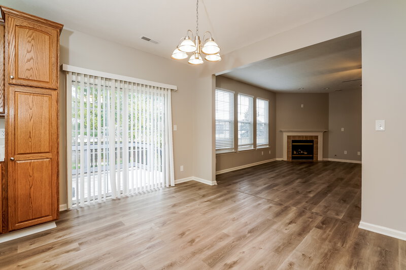2,505/Mo, 6571 E Daisy Hill Ct Camby, IN 46113 Dining Room View