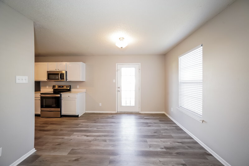 1,685/Mo, 3018 Everbloom Way Indianapolis, IN 46217 Dining Room View