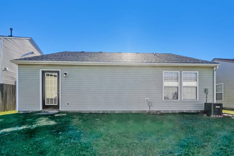 1,685/Mo, 3018 Everbloom Way Indianapolis, IN 46217 Rear View