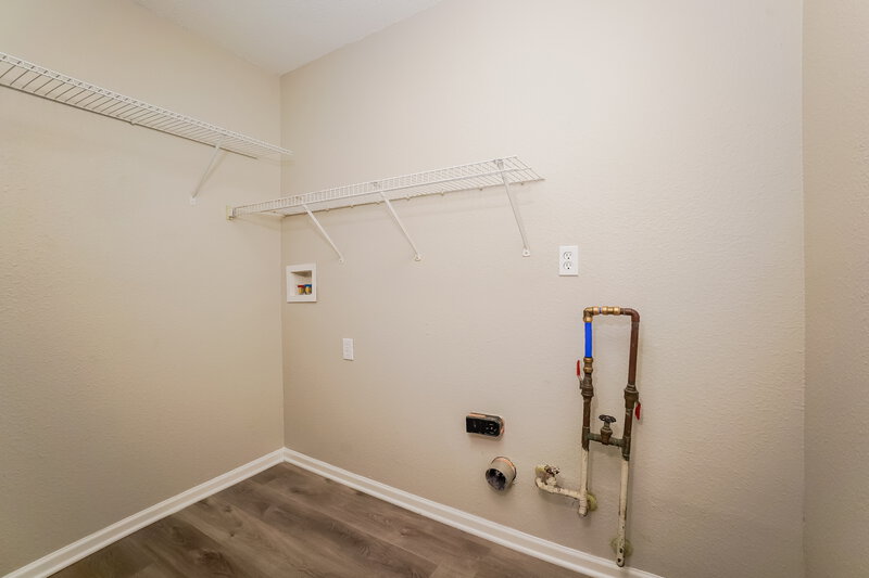 1,865/Mo, 19219 Prairie Crossing Dr Noblesville, IN 46062 Laundry Room View